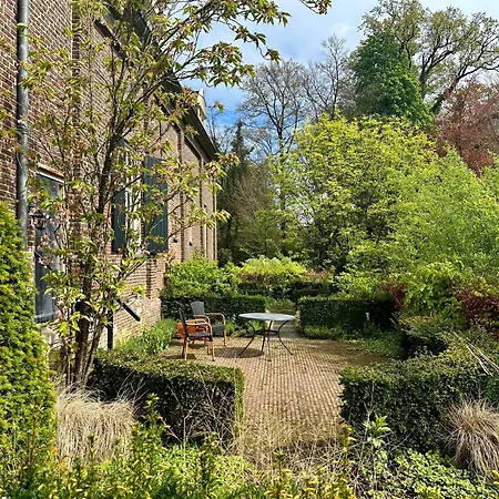 شقة Landgoed Slangenburg - Kasteelhuisje 3 دوتينخيم